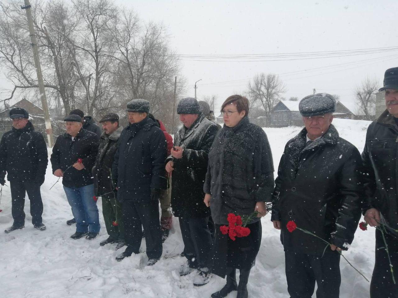 Сегодня в России чтят память тех, кто выполнял свой служебный долг за пределами Отечества..